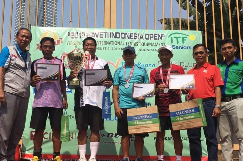 Wali Kota Magelang juara turnamen tenis senior internasional