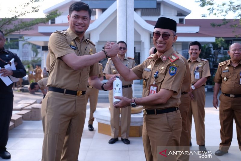Bupati Gowa rutin sidak penggunaan tumbler oleh pegawai