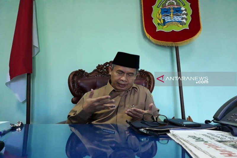 Pemkab imbau masyarakat menggunakan daun jati distribusikan daging