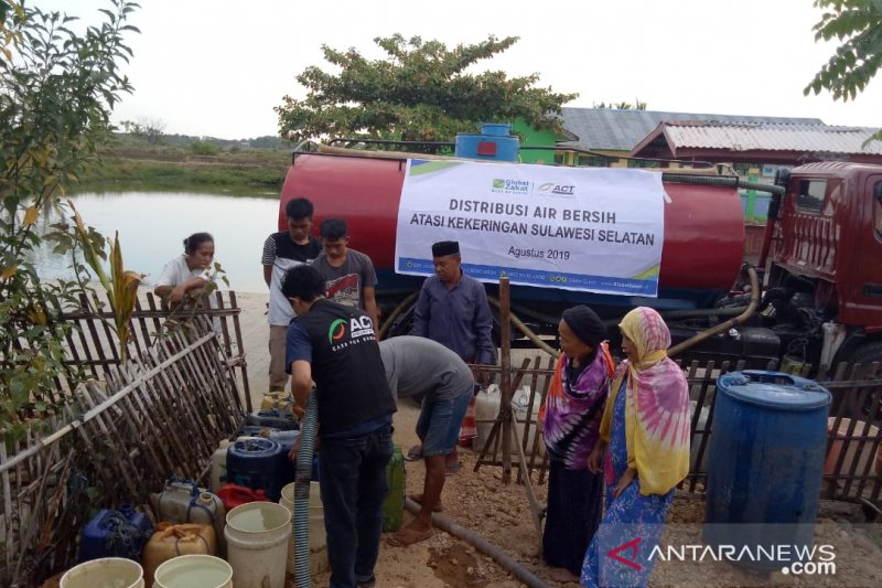 ACT distribusi air bersih untuk warga pesisir Kabupaten Pangkep