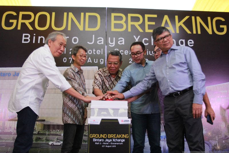 Pembangunan mal, hotel, dan Oceanarium terbesar