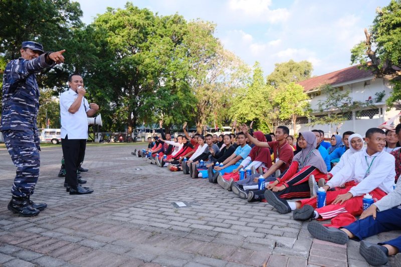 Wagub motivasi paskibra Sulawesi Selatan