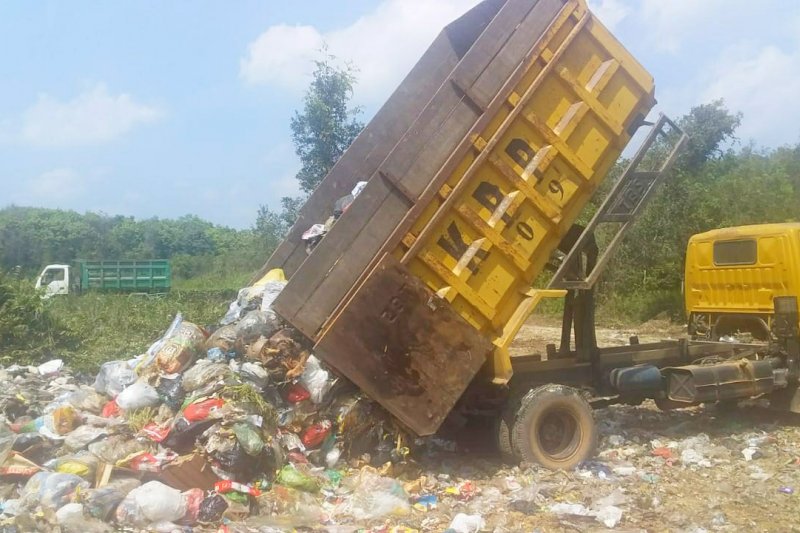 Banyuasin kembali operasionalkan TPA Desa Terlanggu