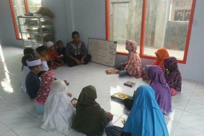 Syiar Islam - Pengalaman berdakwah di kaki Gunung Tambora (1)