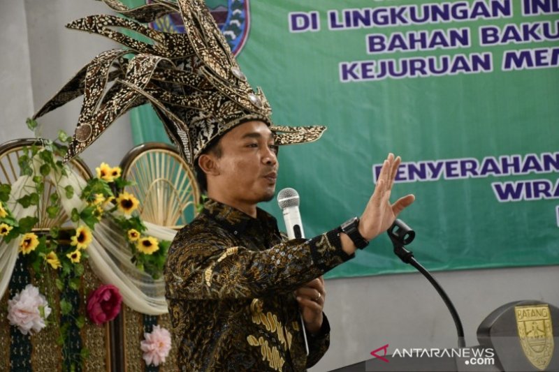 Tahun ketiga, Bupati Batang realisasikan 700 wirausaha baru