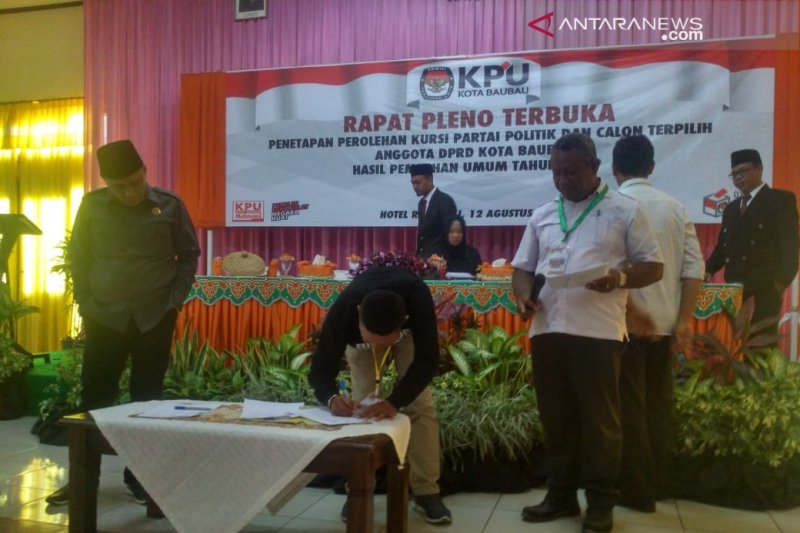 KPU Baubau menetapkan 25 caleg terpilih