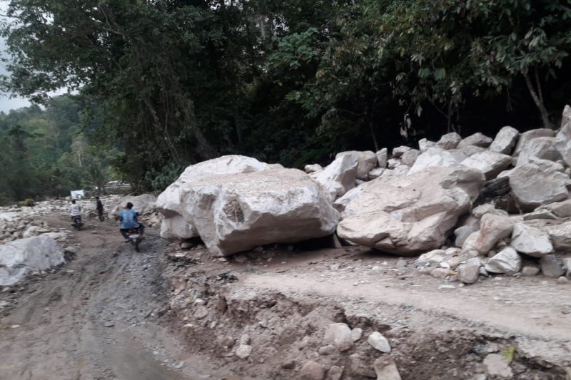 Bupati: Akses jalan ke Kulawi terbuka malam ini