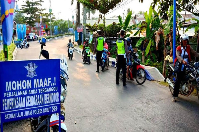 Kapolres Barito Utara minta masyarakat patuhi aturan Lalu Lintas