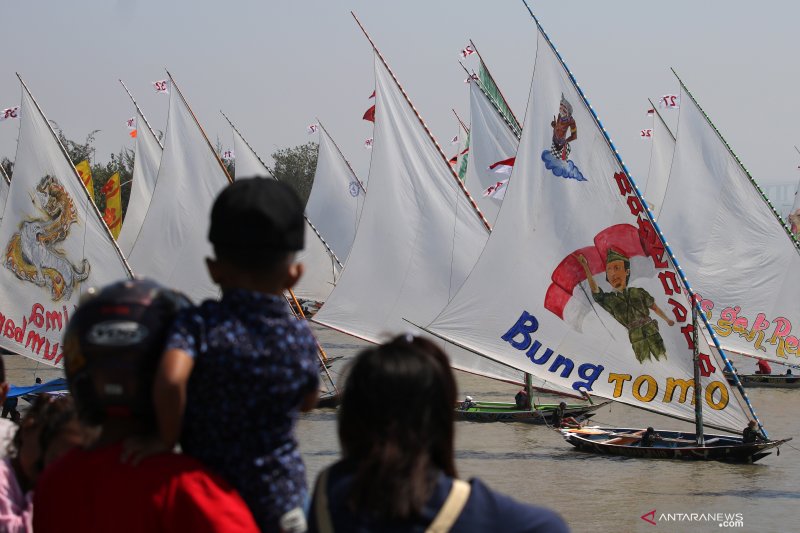 Festival Perahu Layar Kenjeran Antara News