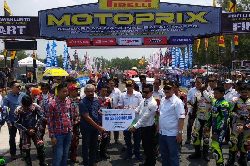 BPJS Ketenagakerjaan Padang beri santunan Rp55,8 juta keluarga pembalap Arif Murizal