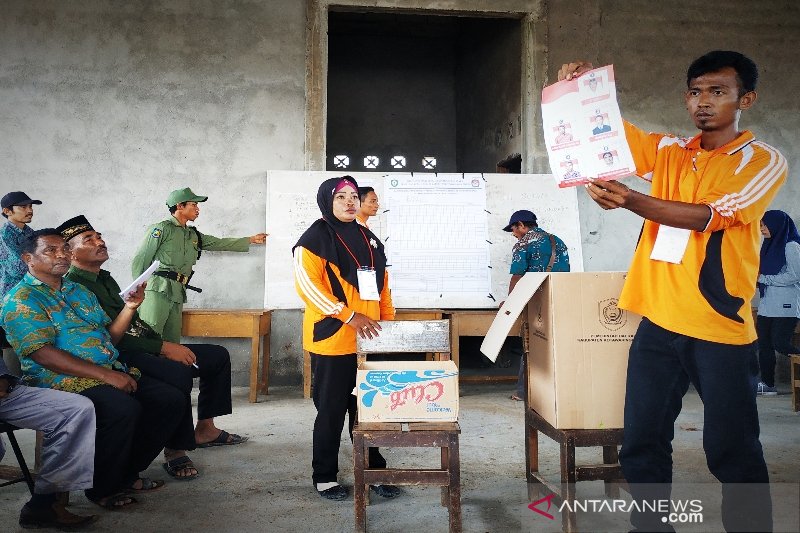 Pilkades tak boleh gunakan anggaran APBDes, kata Pj Sekda Barsel