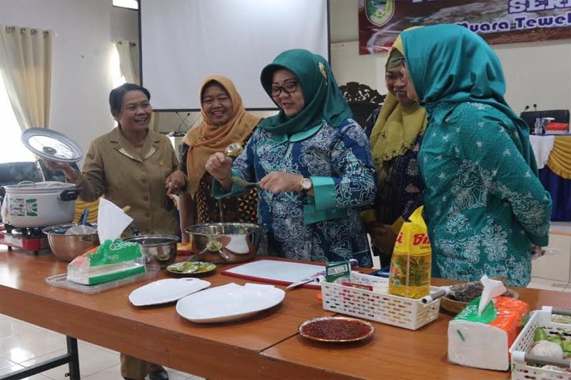 PKK Barito Utara gelar pelatihan inovasi masak serba ikan