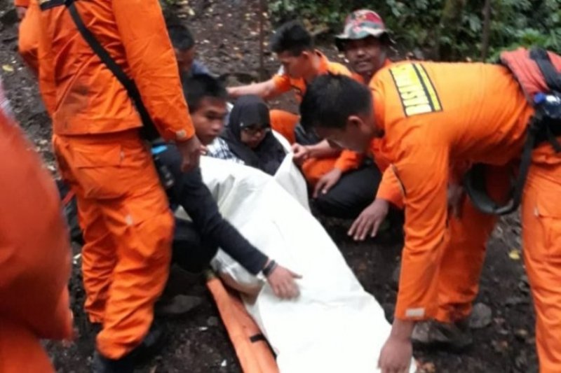 Seorang pendaki Gunung Kerinci meninggal karena dehidrasi