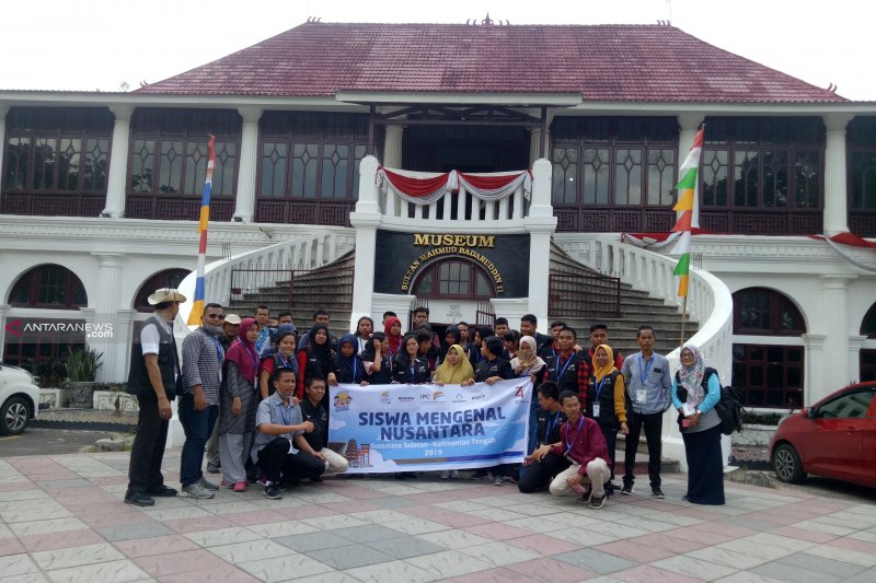 Peserta SMN Kalteng pelajari sejarah budaya Palembang