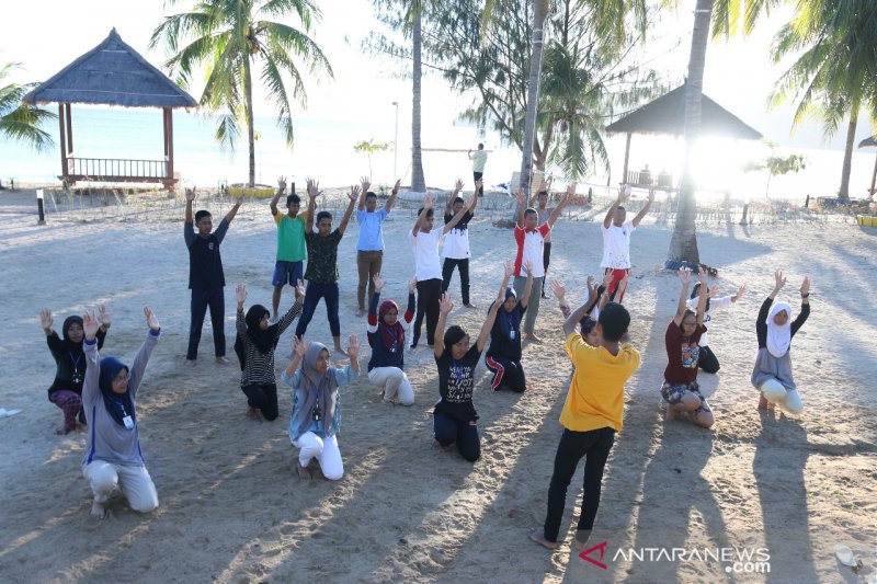 Peserta SMN Berwisata Laut di Sulut