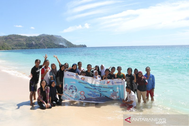 Peserta SMN 2019 Jateng nikmati wisata laut Sulut