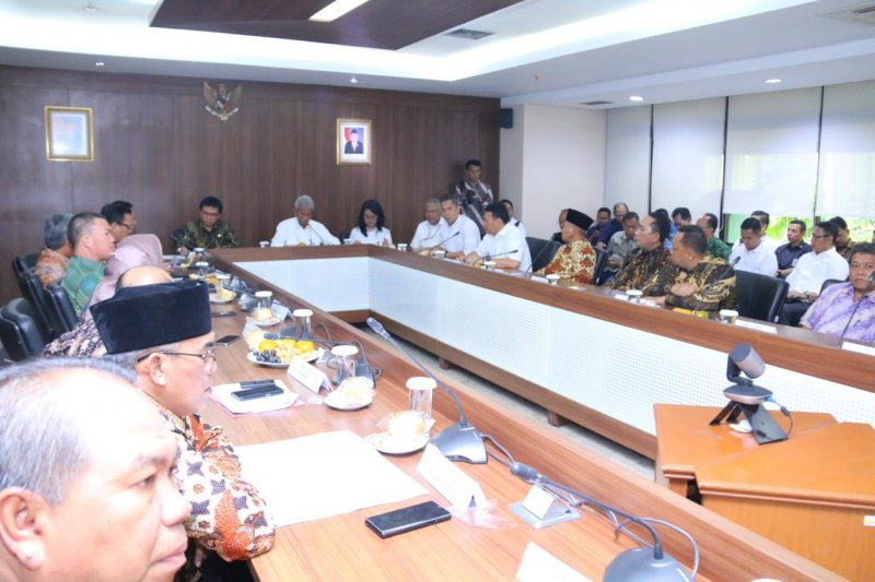 Kementerian PUPR serahkan aset Rp92,6 miliar ke Pemkot Palembang