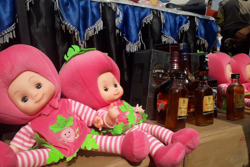 Bea Cukai Lampung musnahkan 50 "sextoy" impor