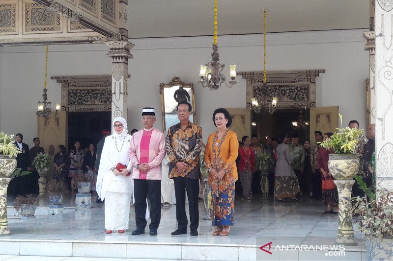 Raja Malaysia bertemu Sultan HB X di Keraton Yogyakarta