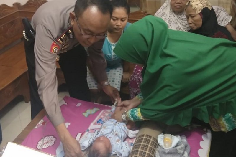 Pelaku pembuang bayi diburu polisi