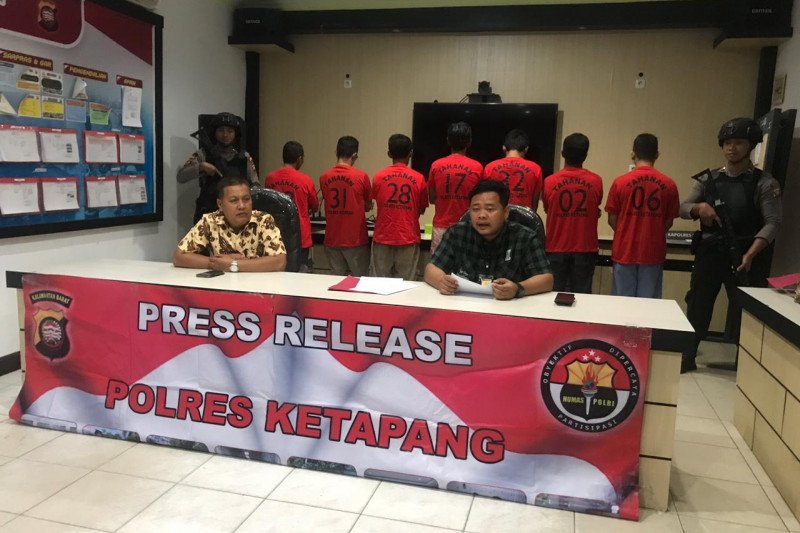 Polisi ringkus oknum guru cabuli delapan muridnya