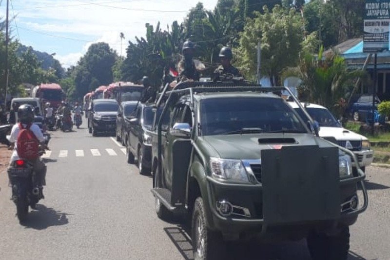 Papua Terkini -- Penyaluran BBM Pertamina masih dikawal aparat keamanan
