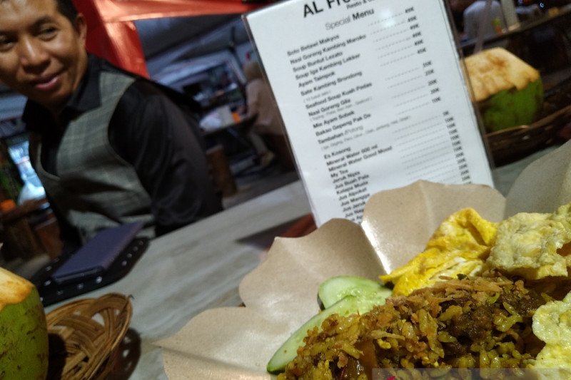 Menjajal Nasi Goreng Kambing Maroko di Kyriad Bumi Minang