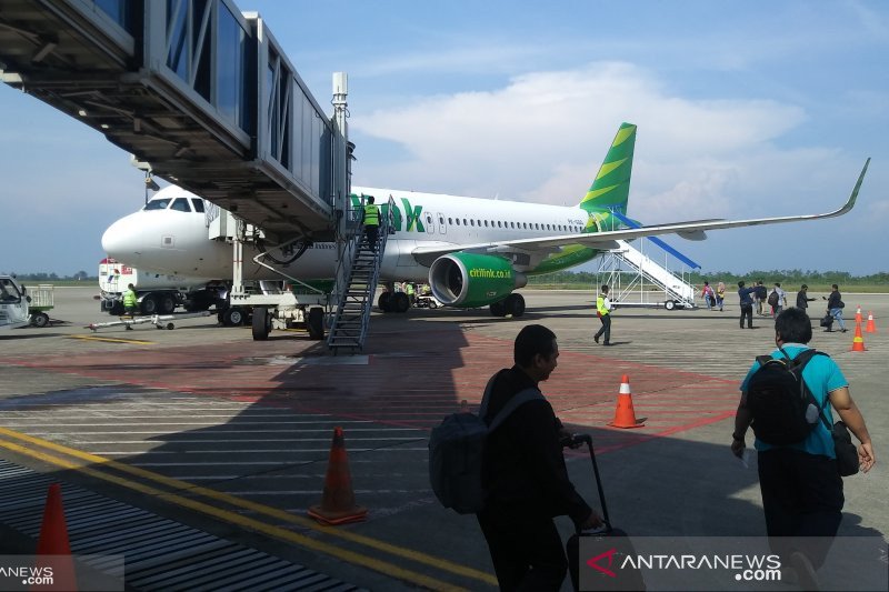 Penurunan tarif angkutan udara dorong deflasi pada Agustus di Sumbar