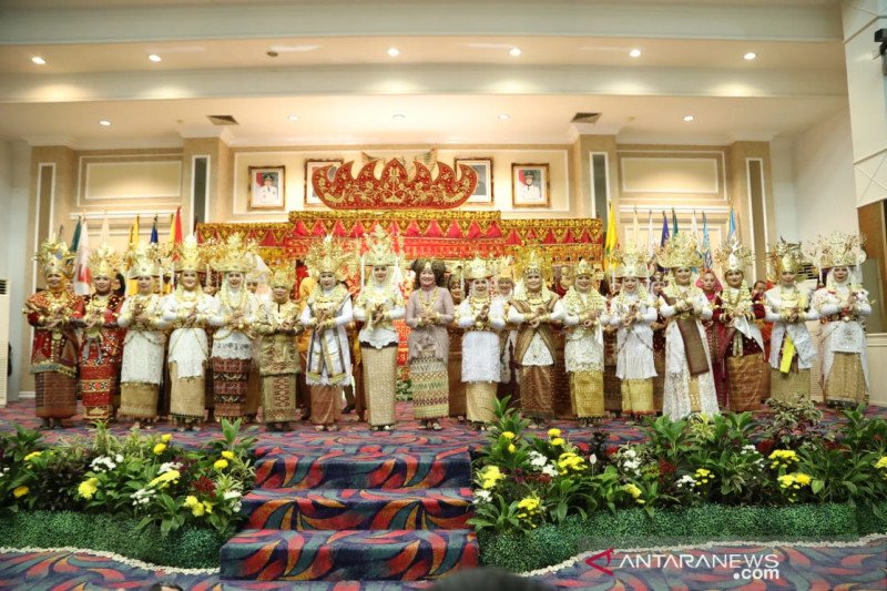 Ketua Dekranasda: Mari lestarikan budaya Lampung