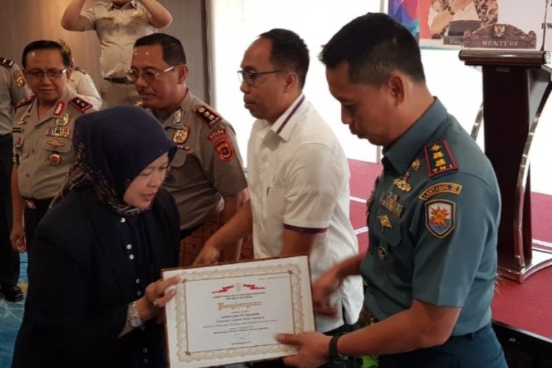 Danlanal Palembang raih penghargaan Kementerian Kelautan dan Perikanan