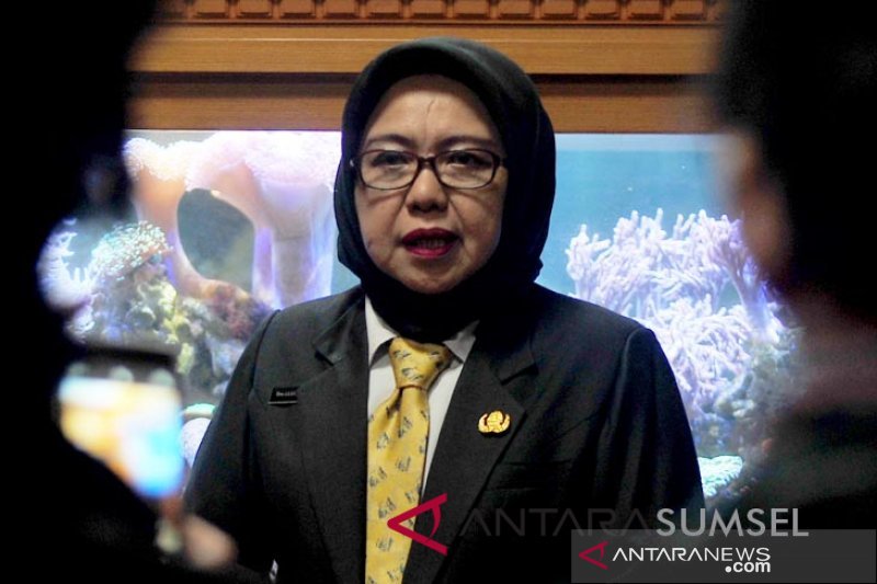 Antisipasi dampak buruk kabut asap, Dinkes Semsel bagikan ribuan masker