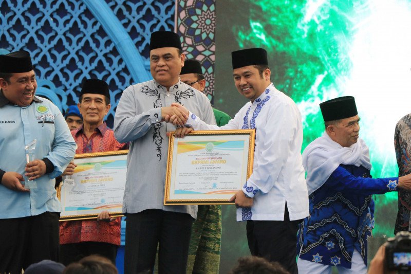 9 Tokoh nasional raih BKPRMI Award di Festival Al Azhom