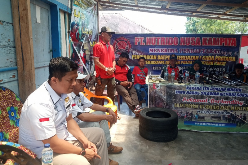 Hasil Tembakan Buruk, Atlet Perbakin Agam disanksi makan Asam