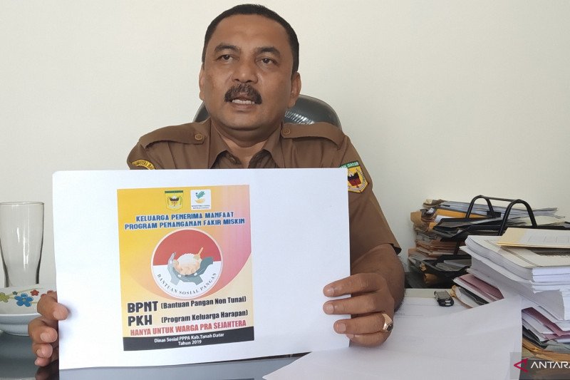 Rumah penerima bantuan PKH di Tanah Datar akan ditempel stiker