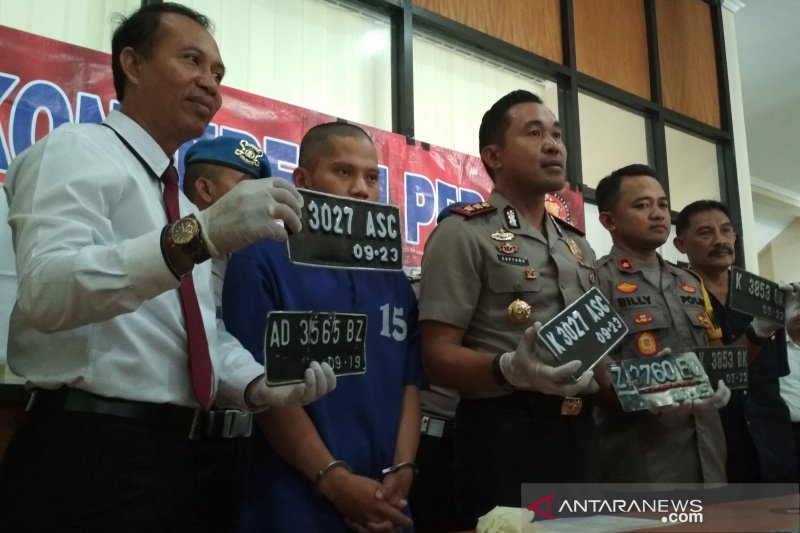 Polres Kudus ungkap dua kasus curanmor dengan barang bukti empat motor