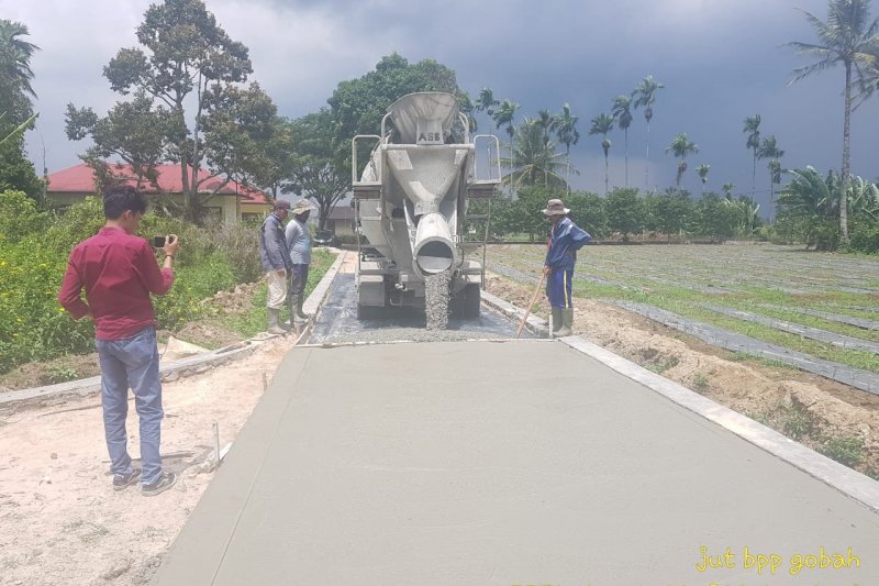 Agam Alokasikan Rp8,2 miliar bangun Sarana Pertanian