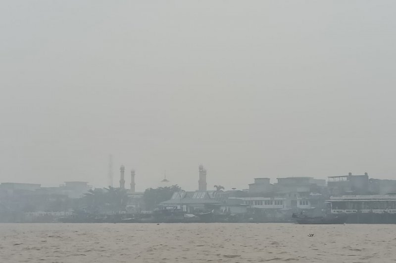 Karhutla Riau - DLHK Pekanbaru umumkan udara Pekanbaru tidak sehat