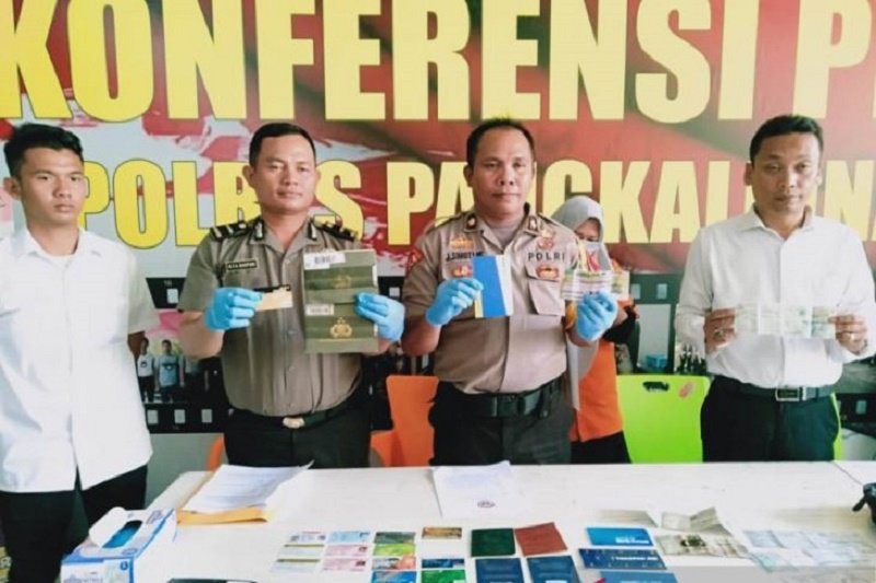Curi uang Rp1,7 miliar, ibu rumah tangga diringkus polisi