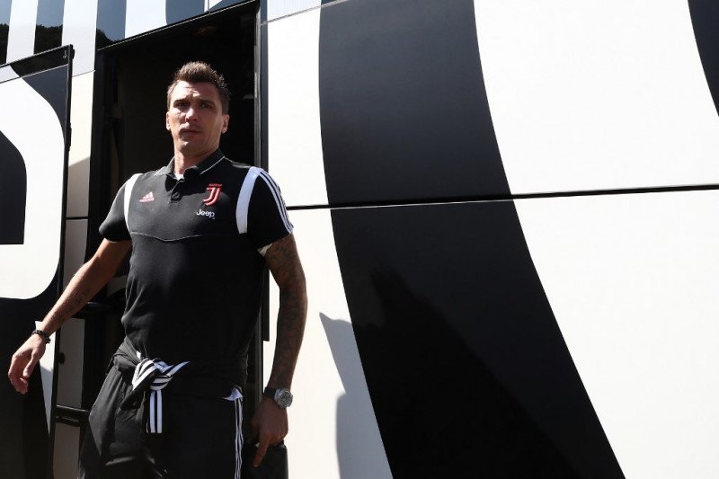 Tawaran Qatar ditolak pemian Juventus Abate dan Mandzukic