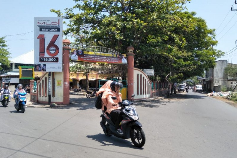 Mataram terapkan pembayaran retribusi pasar nontunai