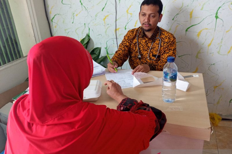 Warga Kuranji dapat pemeriksaan Jantung gratis Dari Fakultas Kedokteran Unand
