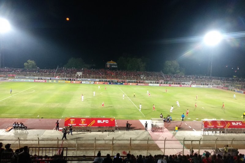 PSM Makassar sementara ungguli Badak Lampung 1-0