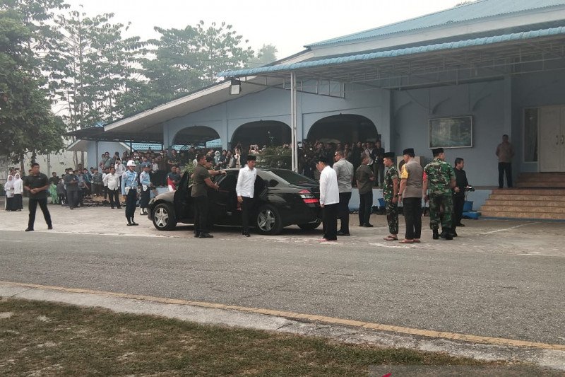 Karhutla Riau - Kedatangan Jokowi di Riau disambut kemunculan puluhan titik panas