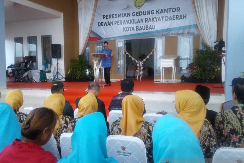 Masyarakat Baubau kirim doa untuk BJ Habibie