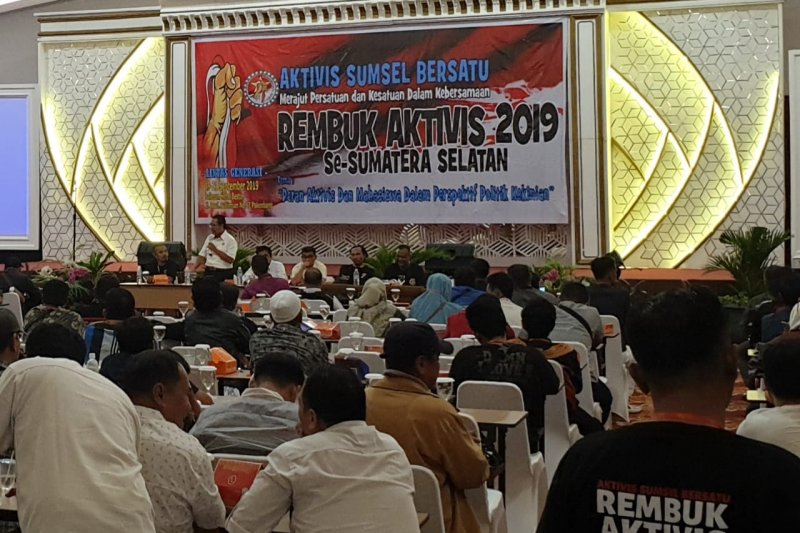 Aktivis Sumsel Bersatu minta solusi masalah karhutla