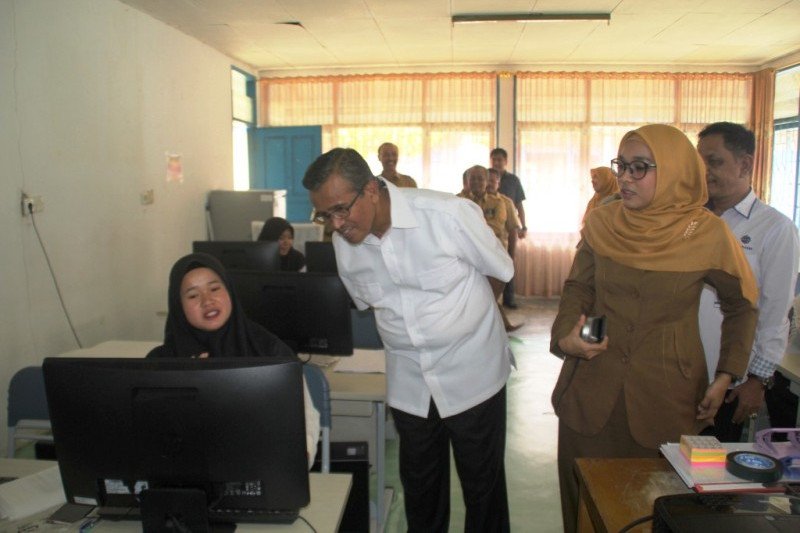 Pemkab Solok beri pelatihan atasi masalah pengangguran