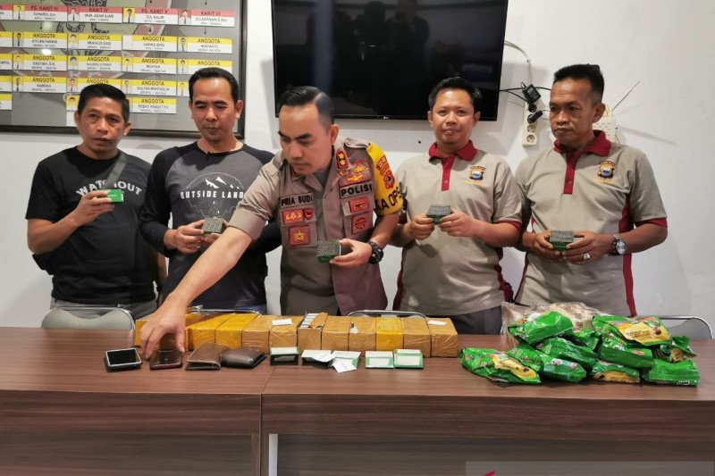 Polres Parepare amankan 6.000 buah detonator
