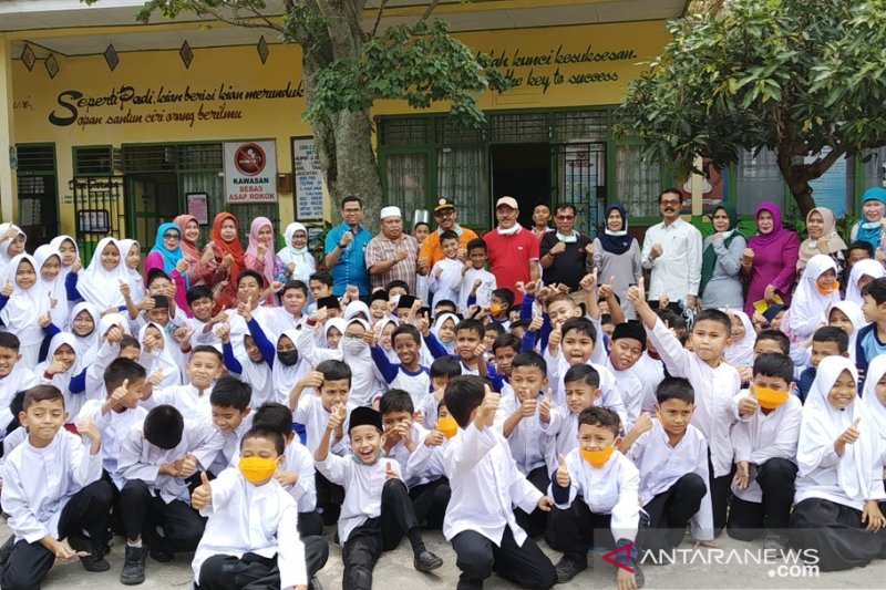 Udara tak sehat, Tanah Datar pertimbangkan liburkan sekolah