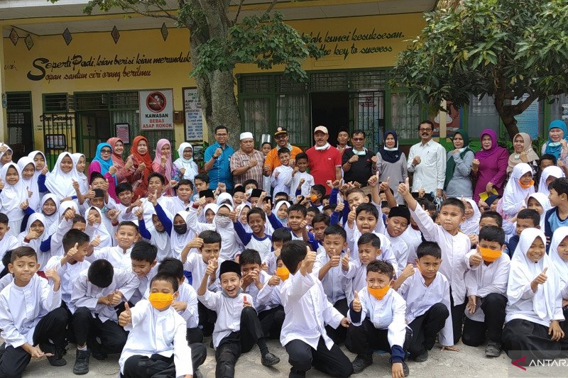 Tanah Datar liburkan sekolah karena kualitas udara tidak sehat