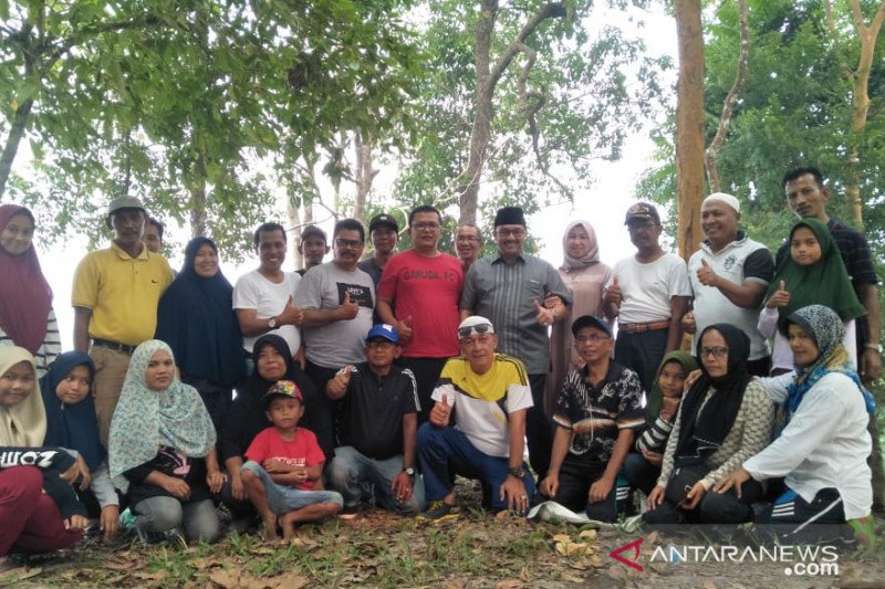 Legislator Sumbar, dukung pengembangan objek wisata Bukik Komoyen di Pasaman